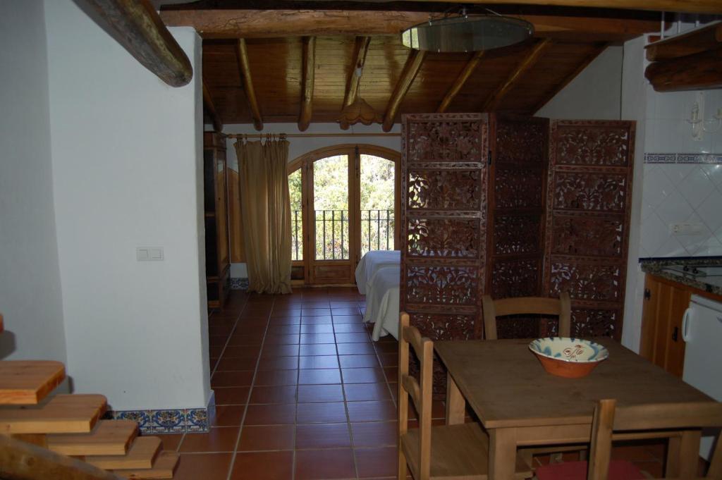 La Molinilla Apartamentos Y Hammam (Adults Only) Linares de la Sierra Oda fotoğraf