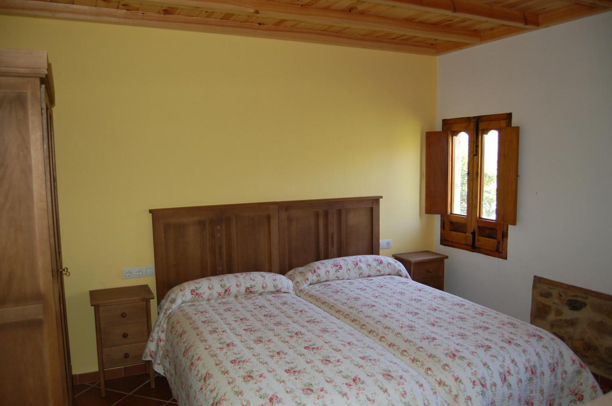 La Molinilla Apartamentos Y Hammam (Adults Only) Linares de la Sierra Dış mekan fotoğraf